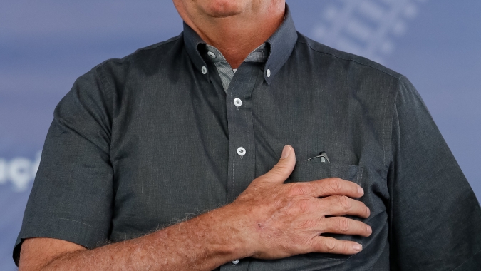 Bolsonaro sugere que Biden quer romper com Brasil por causa da Amazônia e fala em militarizar região