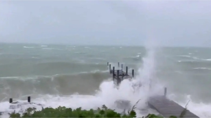 Tempestade no Golfo do México pode se tornar furacão na segunda-feira