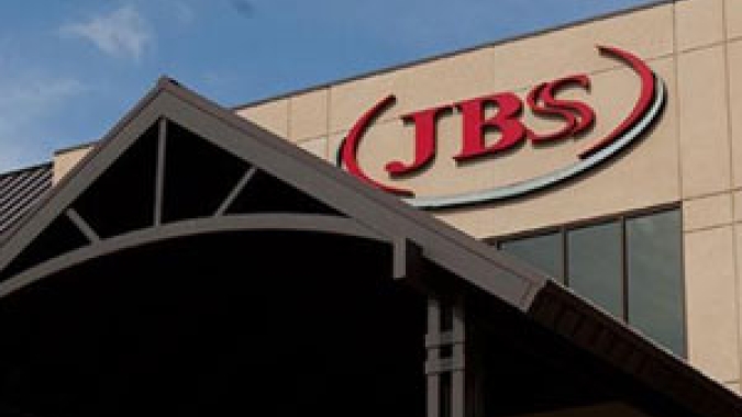 Lucro da JBS dispara no quarto trimestre e supera previsões