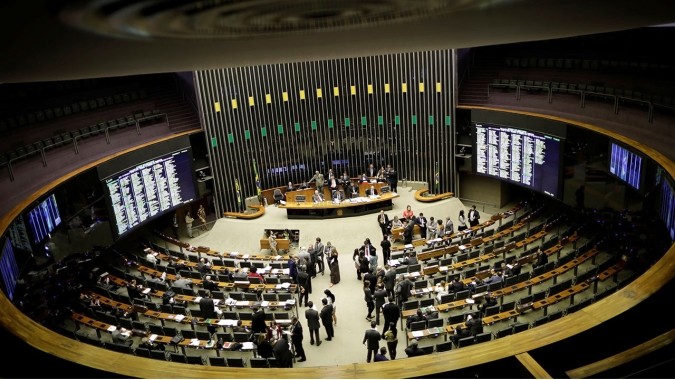 Reforma administrativa deve ser votada até 1ª quinzena de agosto em comissão, diz relator