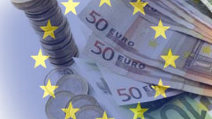 Crescimento da economia na zona do euro no 2º tri é revisado para cima