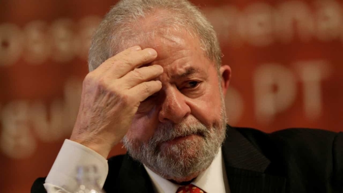 TRF-4 mantém condenação de Lula a 17 anos por sítio de Atibaia