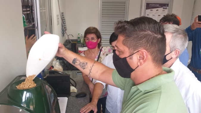 Técnicos do IPEM-MT  recebem treinamento para atuar em Laboratório de Umidade de Grãos
