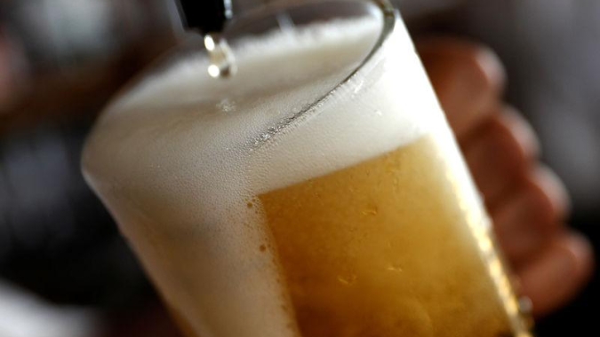 Importadores rejeitam bebidas brasileiras após casos de metanol, alerta Anffa Sindical