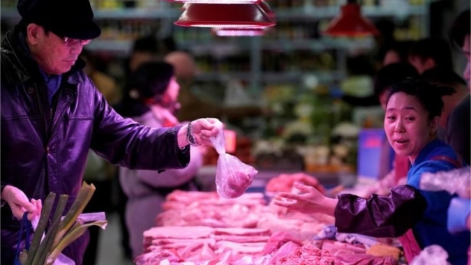 Alemanha negocia com Ásia para suspender proibição de importação de carne suína, diz ministro