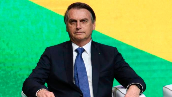 Bolsonaro diz que a Amazônia "é nossa e nós vamos desenvolvê-la"; são 20 milhões de desamparados...