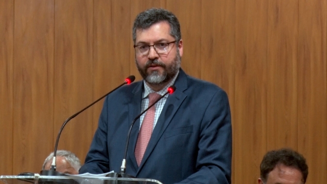Ernesto Araújo diz que Brasil "tem tudo para ter boa relação" com governo Biden