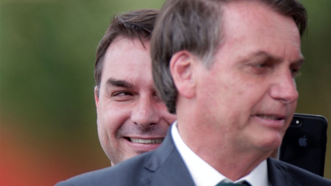Bolsonaro defende ICMS nas refinarias e entrega direta de etanol para baratear combustíveis