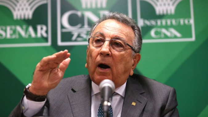 CNA pede, em plano de recuperação, medidas para facilitar crédito ao produtor