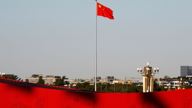 Partido Comunista Chinês tomará medidas para conter disseminação de vírus, diz CCTV