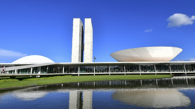 Oposição tenta avançar com projeto do voto impresso apesar de tempo limitado e pressão do STF
