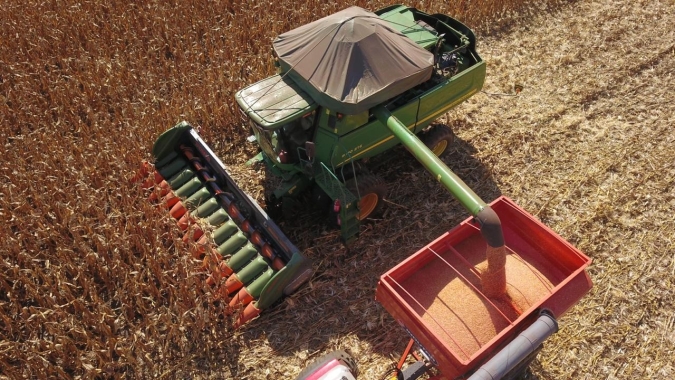 Colheita do milho no Mato Grosso já chega a 75,60% das lavouras; custo de produção 20/21 sobe