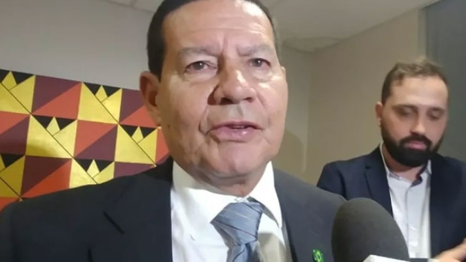 Mourão diz que Orçamento não tem espaço para reajuste de servidores