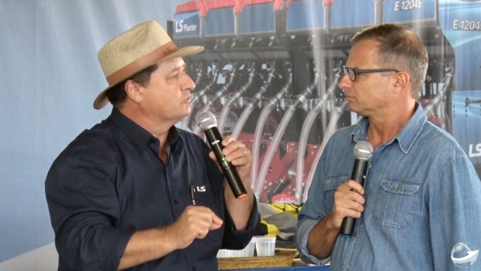 "Se o produtor não parou, nós também não vamos parar", diz a LSTractor