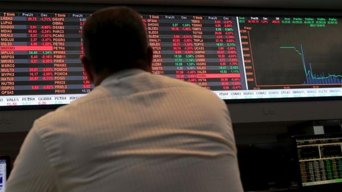 Ibovespa avança nos primeiros negócios após dados da China