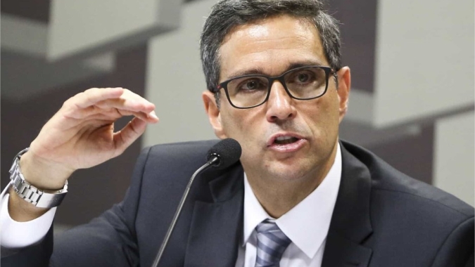 Acionar estado de calamidade traria mais custo do que ganhos, alerta Campos Neto
