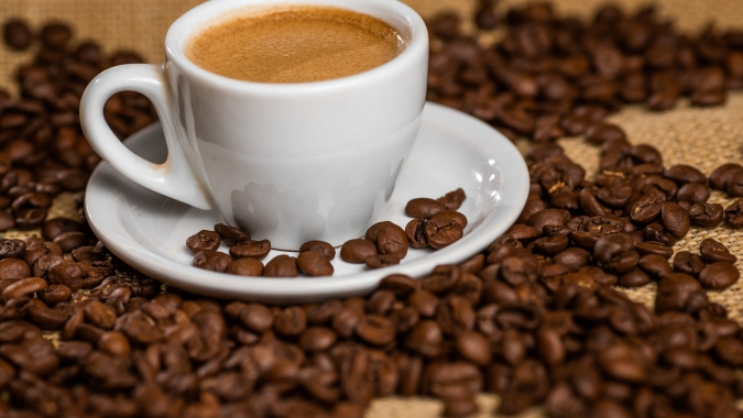 Consumo de café ainda não atinge níveis pré-pandemia, mas se mantém firme mundo afora