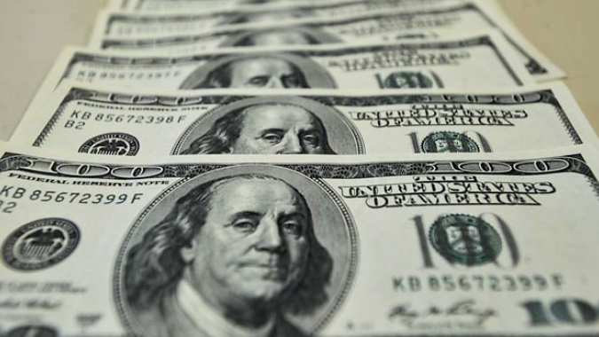 Dólar recua frente ao real após Campos Neto negar ter proposto mudança na meta de inflação
