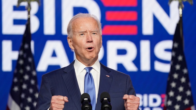 Biden segue montando equipe depois de Trump abrir caminho para transição