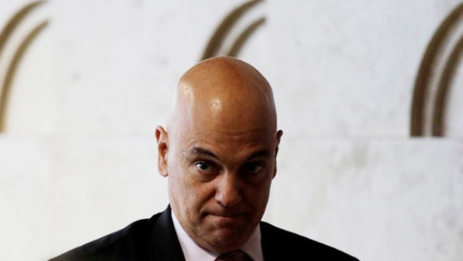 Presidente do TSE faz balanço sobre manhã de votação