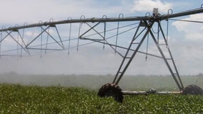 Com irrigação por pivô, produtor de soja tem um salto na produtividade