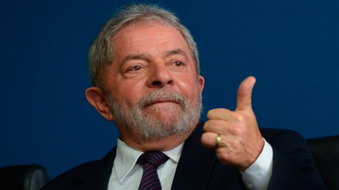 Lula nega intenção de fazer reforma ministerial e diz que Lira não pediu pasta