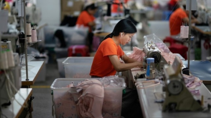 Atividade industrial da China vacila em março e pesa sobre perspectiva para o PIB
