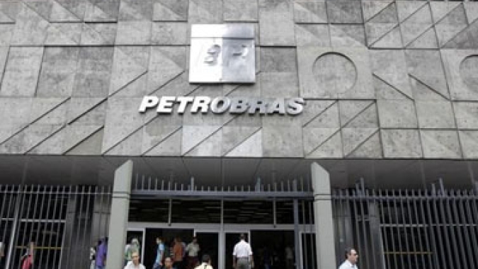 CEO da Petrobras confirma que defendeu a distribuição de dividendos extraordinários