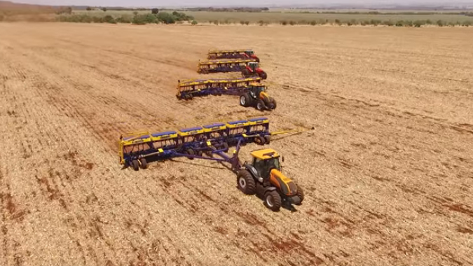 SC: Governo do Estado dá início à aquisição de 351 equipamentos agrícolas