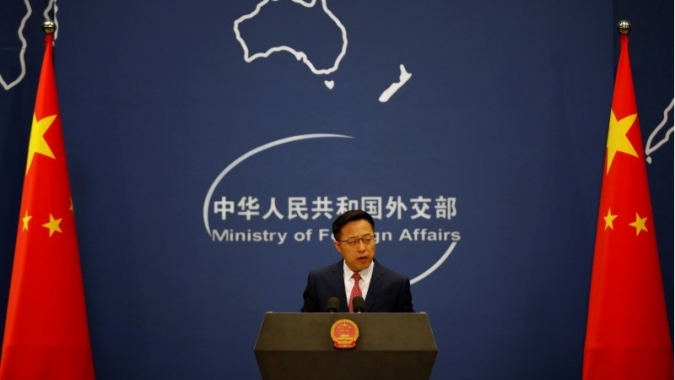 China promete retaliação após Trump encerrar tratamento preferencial de Hong Kong