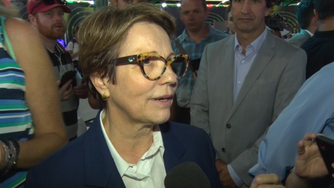 Ministra da Agricultura garante que oferta de alimentos será mantida