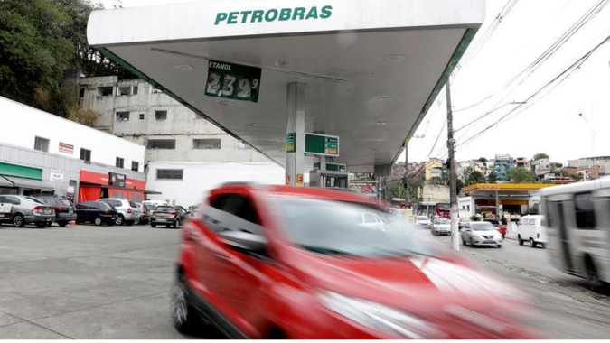 ANP: Gasolina está mais competitiva em todos os estados e já supera os R$ 7