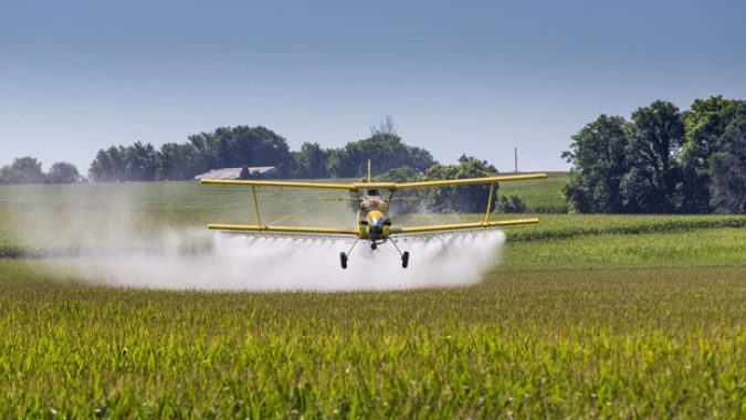Projeto que garante o uso da aviação agrícola para o combate a incêndios florestais é aprovado na Comissão de Meio Ambiente