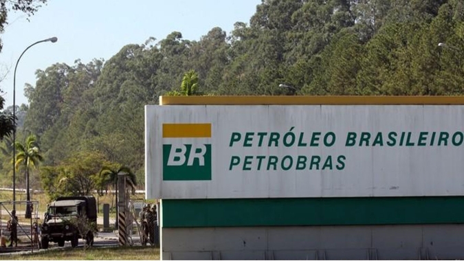 Petrobras exporta recorde de petróleo em abril, com China minimizando crise
