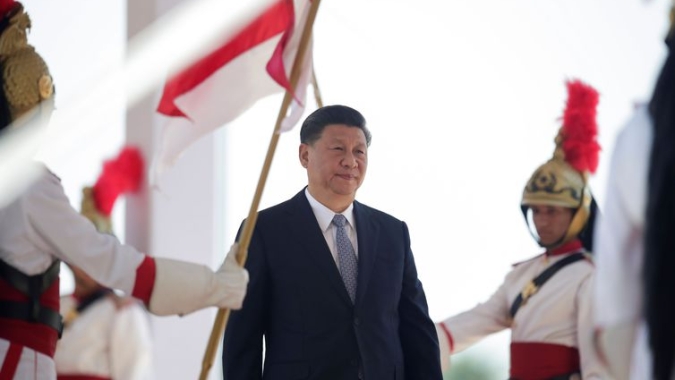 Bolsonaro conversa com presidente Xi e diz que reforçou "laços de amizade" com China