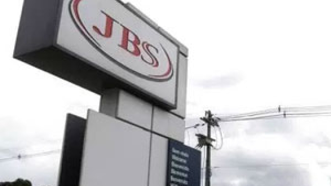 Desmatamento cria "fumaça" no protagonismo agrícola do Brasil, diz CEO da JBS