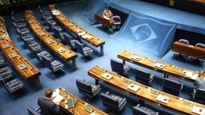Câmara rejeita destaque de isenção de dividendos em reforma do IR