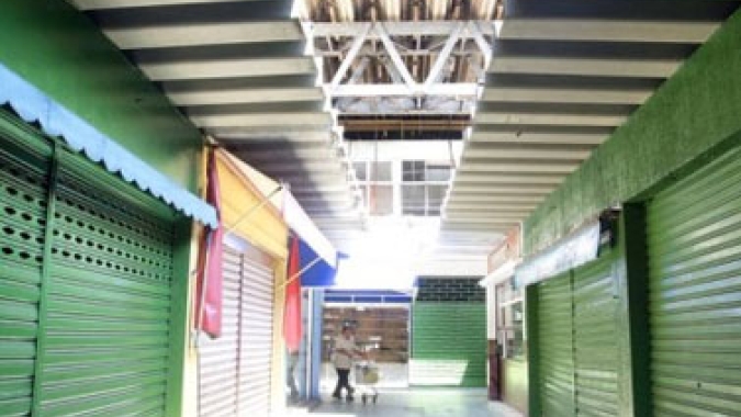 SP manda fechar lojas e shoppings; mercados e farmácias ficam abertos