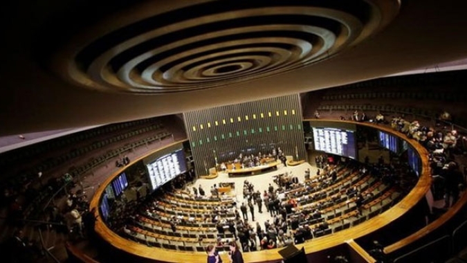 Aposentadoria de servidores, digitalização e menos ingresso, abrem janela para reforma
