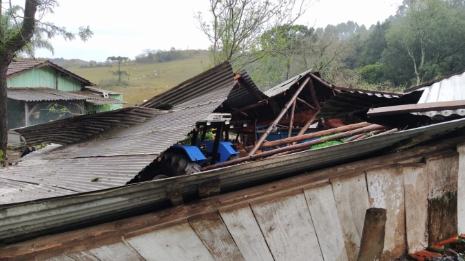 Tornados em Santa Catarina afetam algumas áreas de trigo, mas prejuízos se concentram no setor de proteína animal
