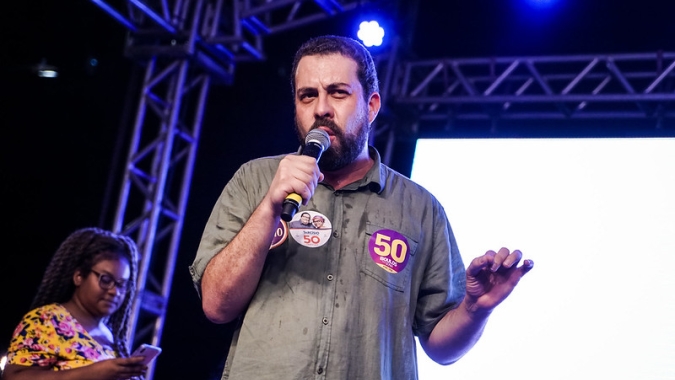 Esquerda sai derrotada na maioria das cidades; Covas e Boulos perdem para os não-votos