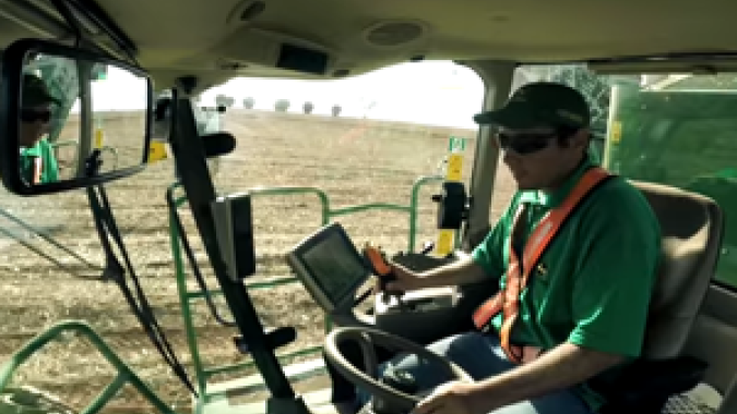 Conectividade no meio rural é necessária para tornar agricultura competitiva