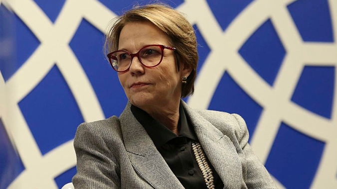 "Nosso maior desafio é produzir mais", diz ministra Tereza Cristina diante da demanda mundial ávida pelo agro do Brasil