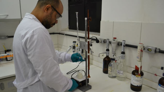 Laboratório do Mapa detecta fraude no leite em operação da Polícia Federal em Pernambuco
