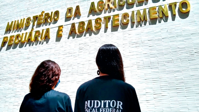 Auditores agropecuários cumprem determinação judicial que limita a greve