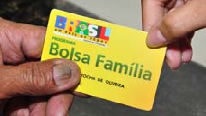 Projeto de Lei prevê que invasores de terras não possam participar do Bolsa Família