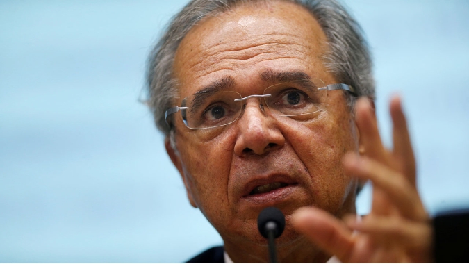“Não apostem contra a economia brasileira”, pede ministro