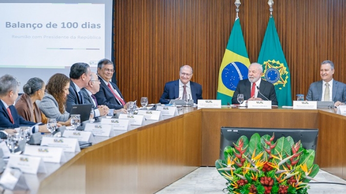 Em reunião ministerial, Fávaro apresenta balanço das ações do Mapa nos 100 dias de governo