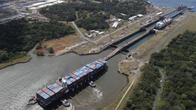 Canal do Panamá nega reivindicação dos EUA de direitos preferenciais de travessia