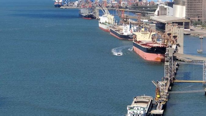 Exportações da China em agosto crescem no ritmo mais lento em seis meses
